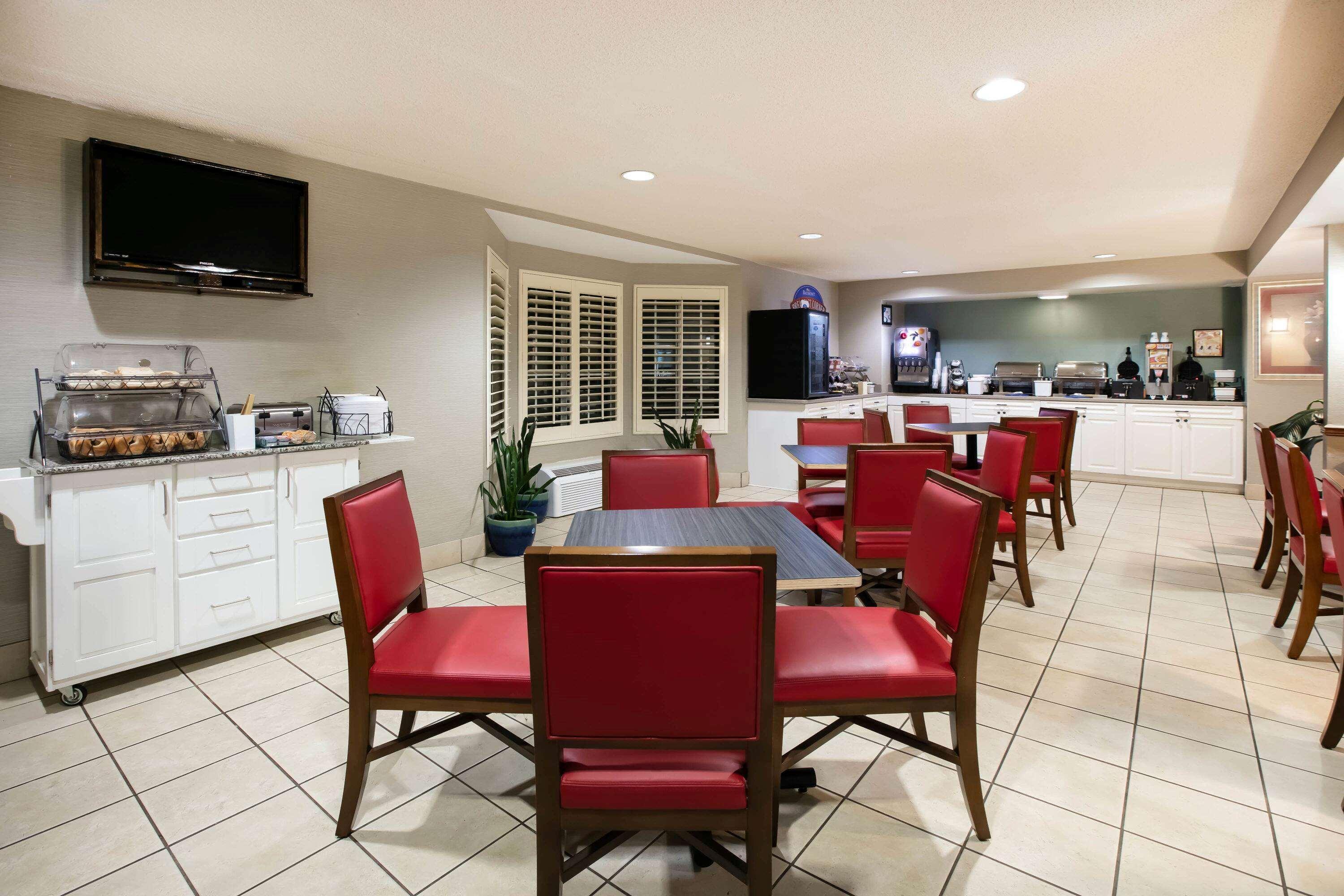 Baymont Inn&Suites Braselton Buitenkant foto