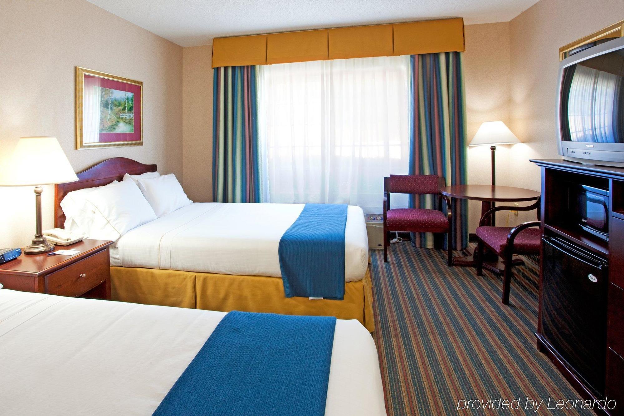 Baymont Inn&Suites Braselton Kamer foto